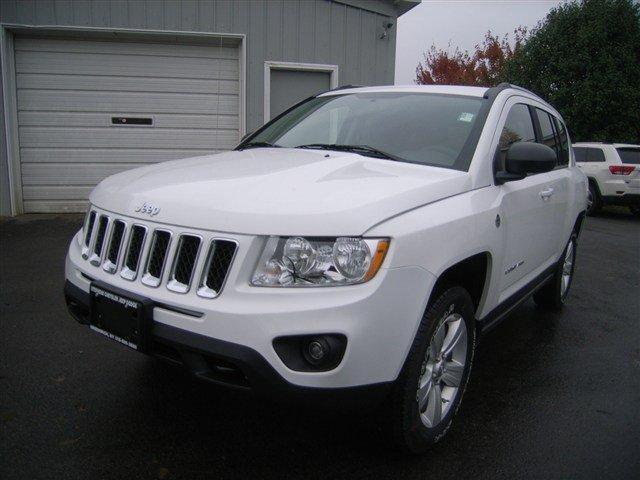 Jeep Compass 2012 photo 2