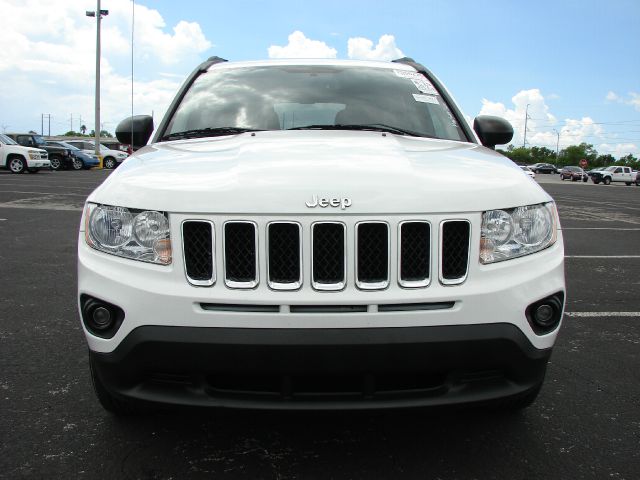 Jeep Compass 2012 photo 3