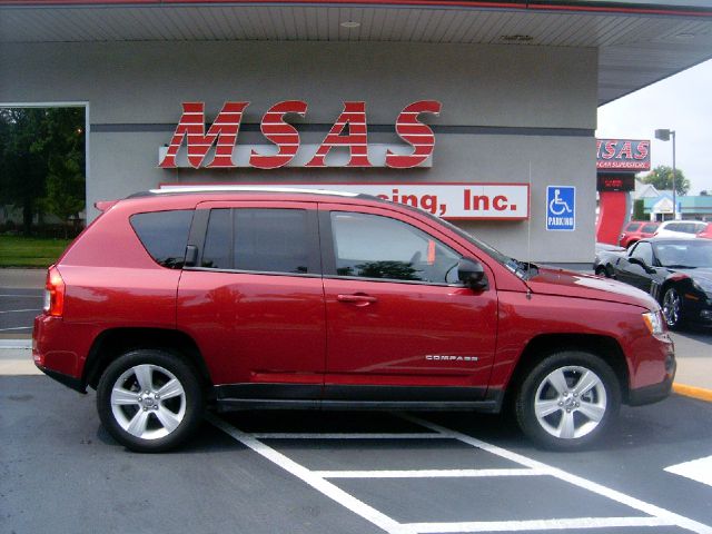 Jeep Compass 2012 photo 2