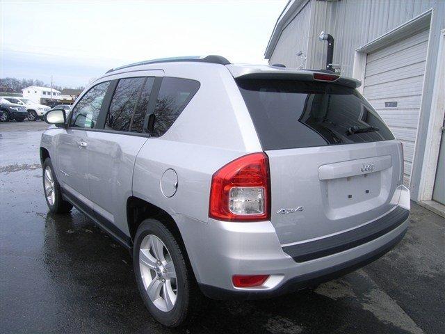 Jeep Compass 2012 photo 4