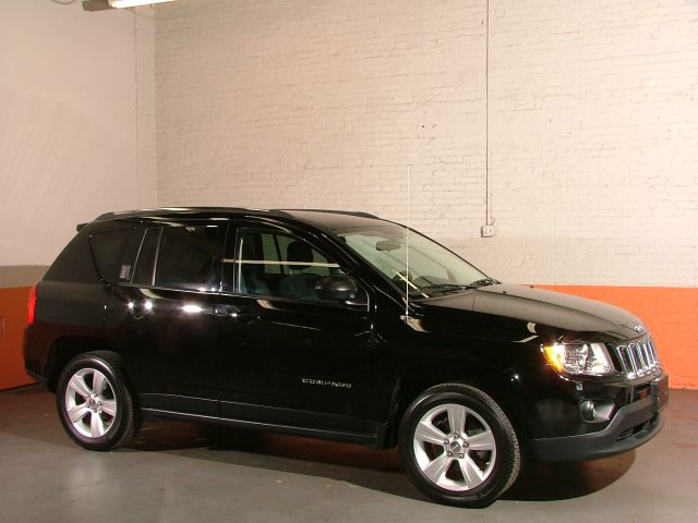 Jeep Compass 2012 photo 2