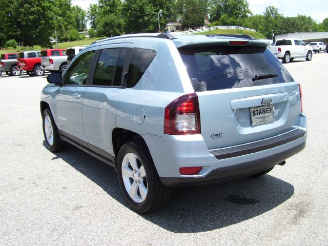 Jeep Compass 2014 photo 4