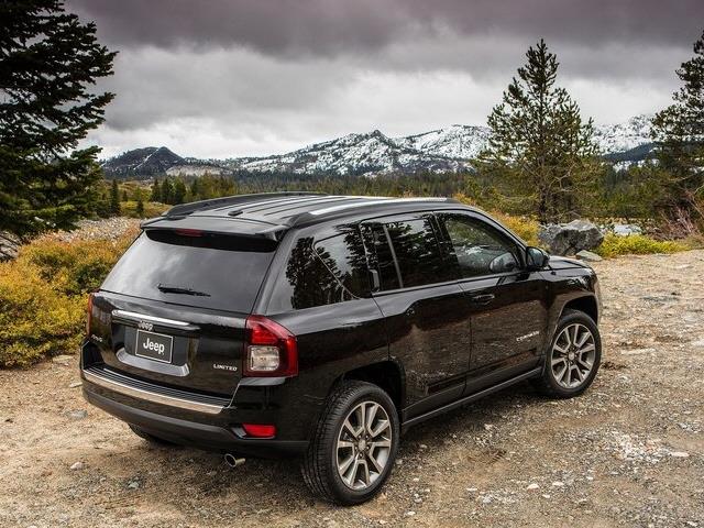 Jeep Compass 2004.5 LS SUV