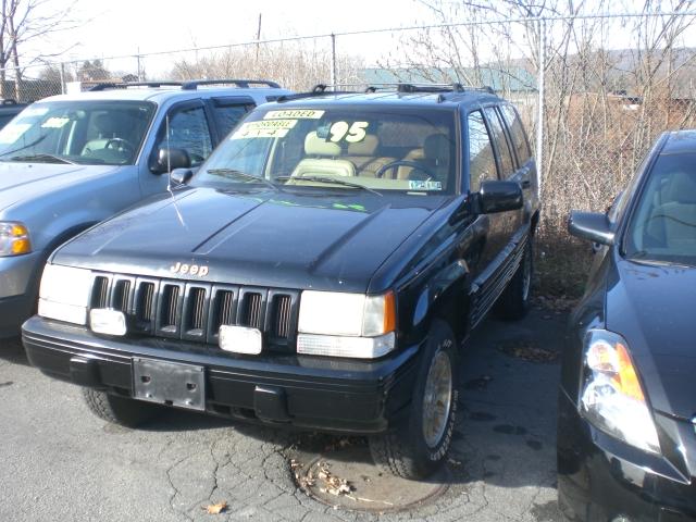 Jeep Grand Cherokee SLT 25 Sport Utility