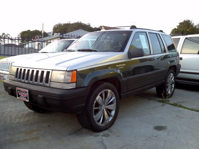 Jeep Grand Cherokee LS Sport Utility