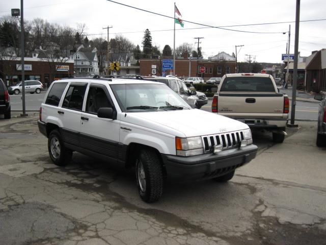 Jeep Grand Cherokee 1995 photo 2