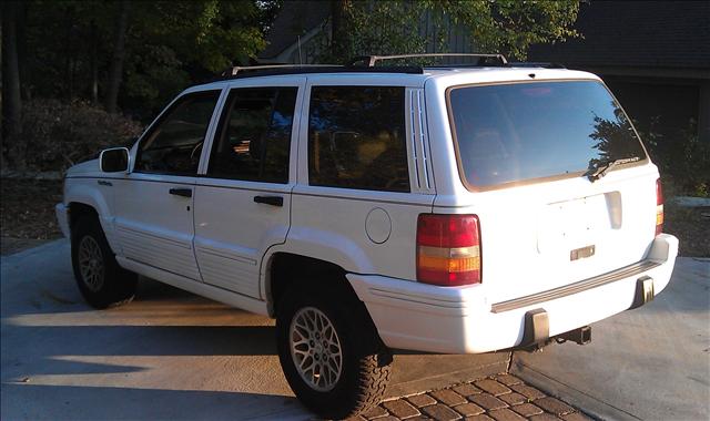 Jeep Grand Cherokee 1995 photo 1