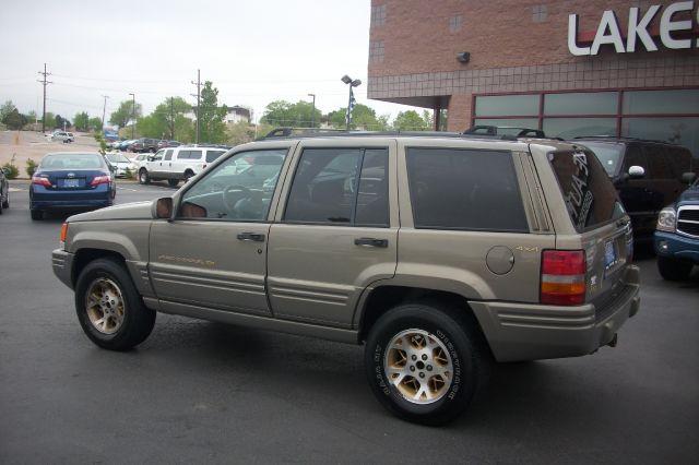 Jeep Grand Cherokee 1996 photo 2