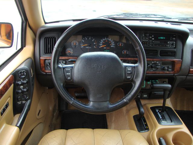 Jeep Grand Cherokee 1996 photo 11