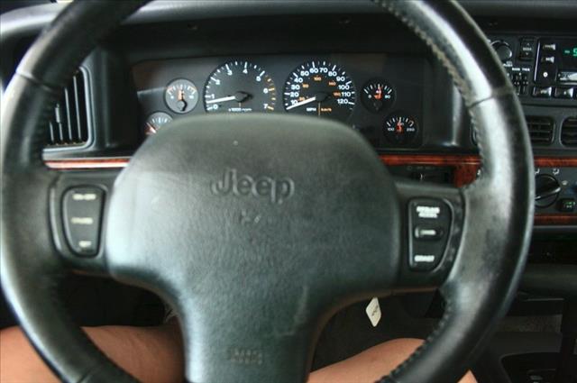 Jeep Grand Cherokee 1996 photo 14