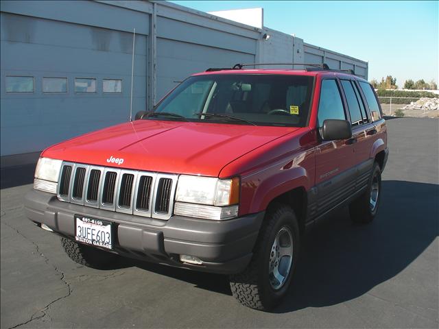 Jeep Grand Cherokee LS Sport Utility