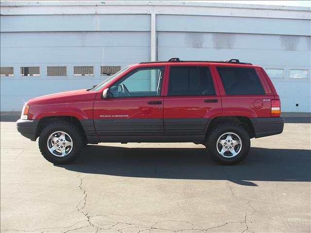 Jeep Grand Cherokee 1996 photo 3