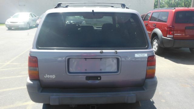 Jeep Grand Cherokee 1996 photo 4