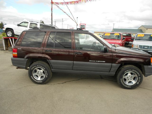 Jeep Grand Cherokee 1996 photo 3