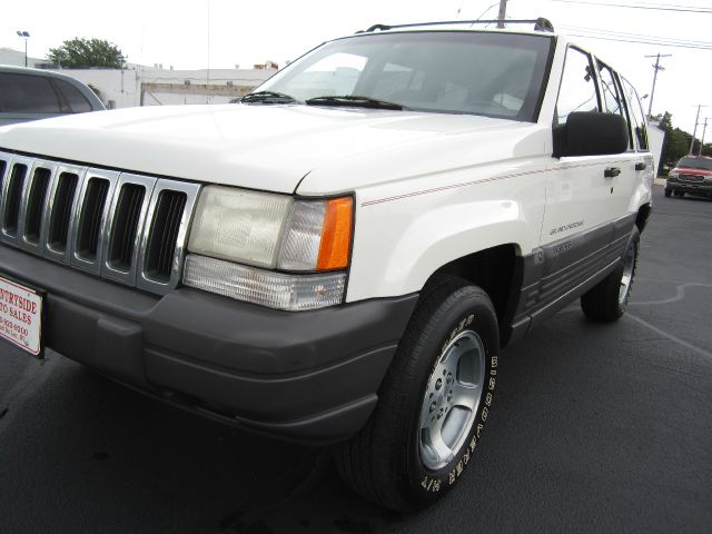 Jeep Grand Cherokee 1996 photo 2