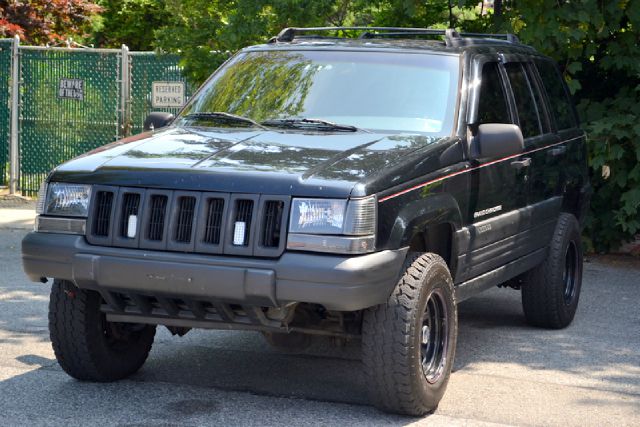 Jeep Grand Cherokee 1996 photo 2