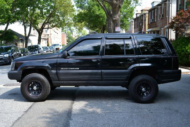 Jeep Grand Cherokee 1996 photo 4