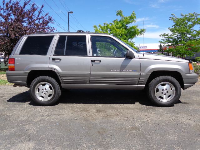 Jeep Grand Cherokee 1997 photo 3