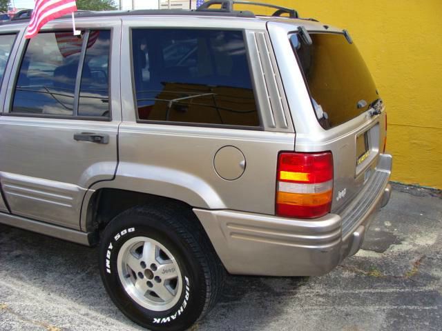 Jeep Grand Cherokee 1997 photo 1