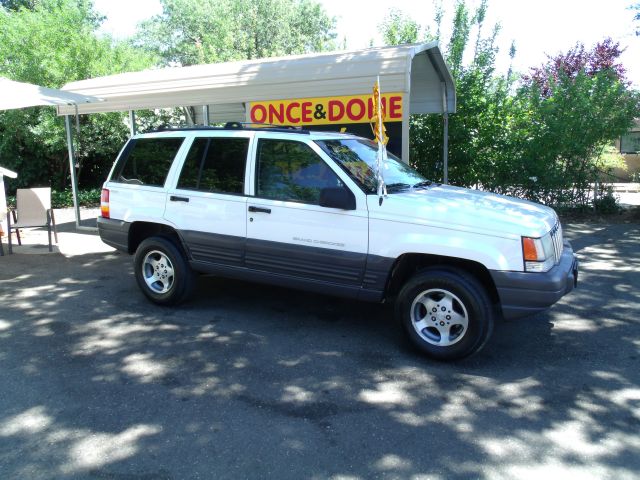 Jeep Grand Cherokee 1997 photo 1