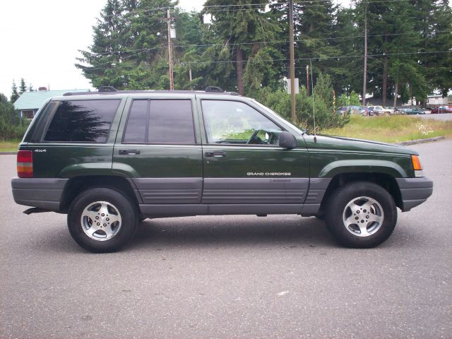 Jeep Grand Cherokee Base W/nav.sys SUV