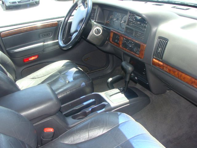 Jeep Grand Cherokee 1997 photo 1