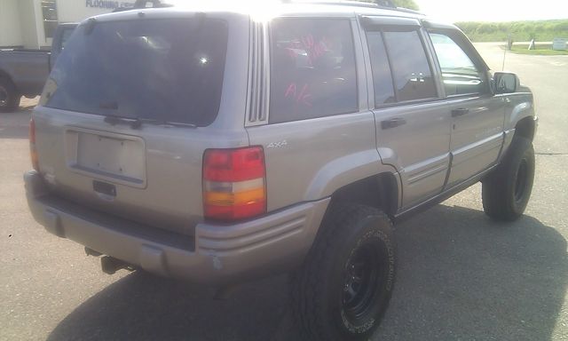 Jeep Grand Cherokee 1997 photo 12