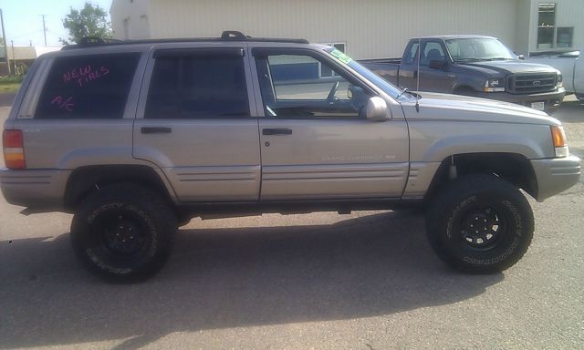 Jeep Grand Cherokee 1997 photo 26