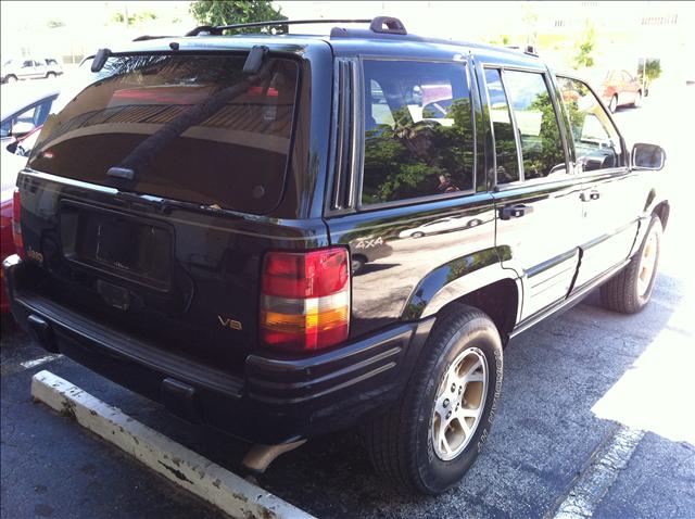 Jeep Grand Cherokee 1997 photo 1