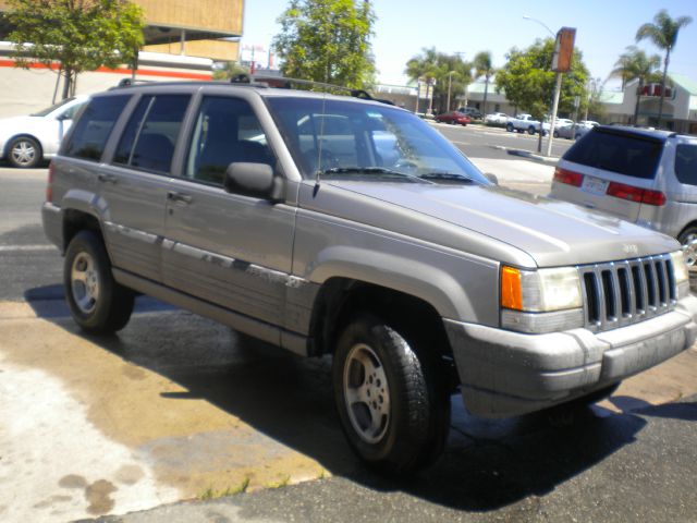 Jeep Grand Cherokee 1998 photo 2