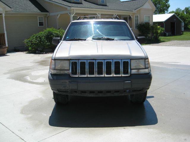 Jeep Grand Cherokee 1998 photo 2