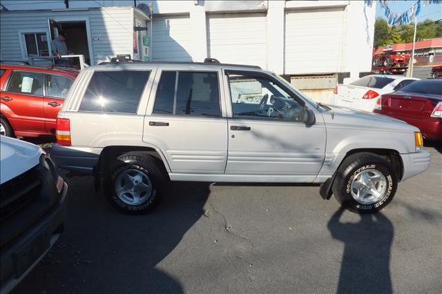 Jeep Grand Cherokee 1998 photo 3