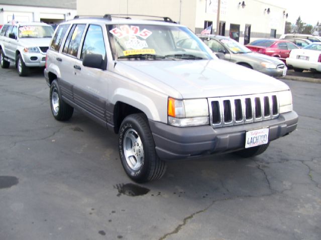 Jeep Grand Cherokee 1998 photo 3