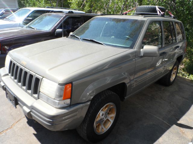 Jeep Grand Cherokee 1998 photo 1