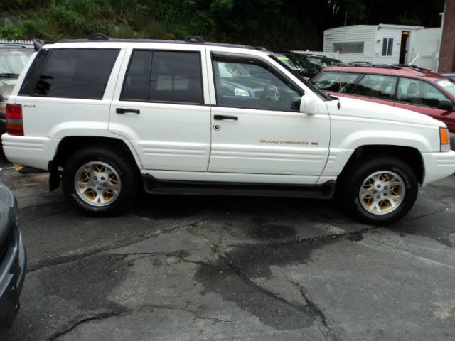 Jeep Grand Cherokee 1998 photo 3