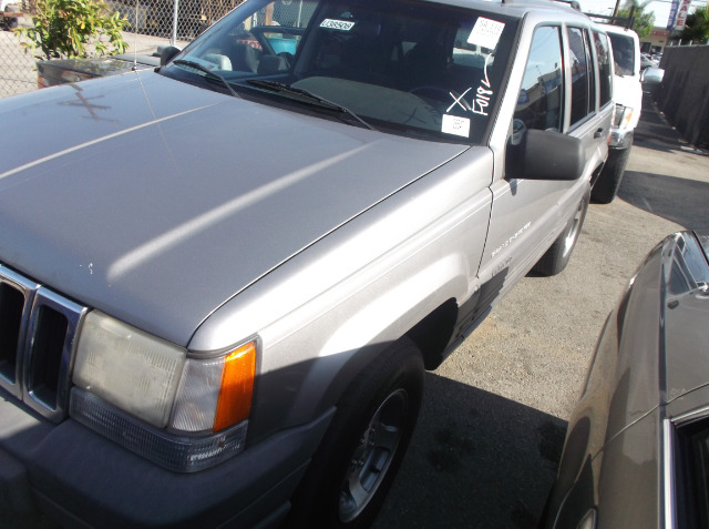 Jeep Grand Cherokee 1998 photo 1