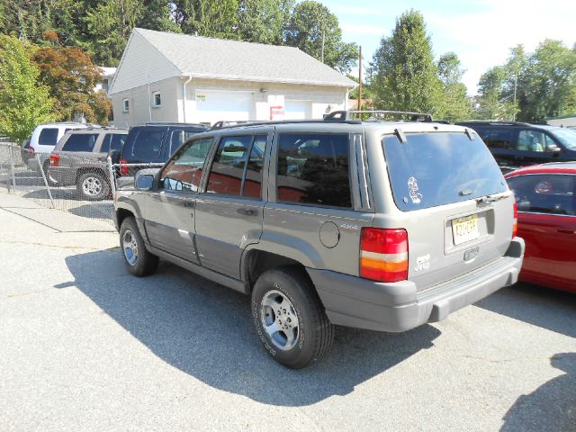 Jeep Grand Cherokee 1998 photo 2