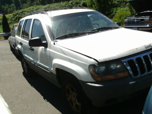 Jeep Grand Cherokee 1999 photo 2