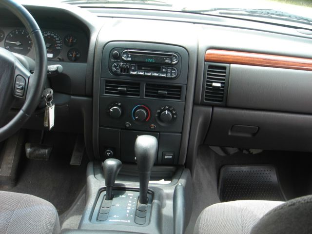 Jeep Grand Cherokee 1999 photo 4