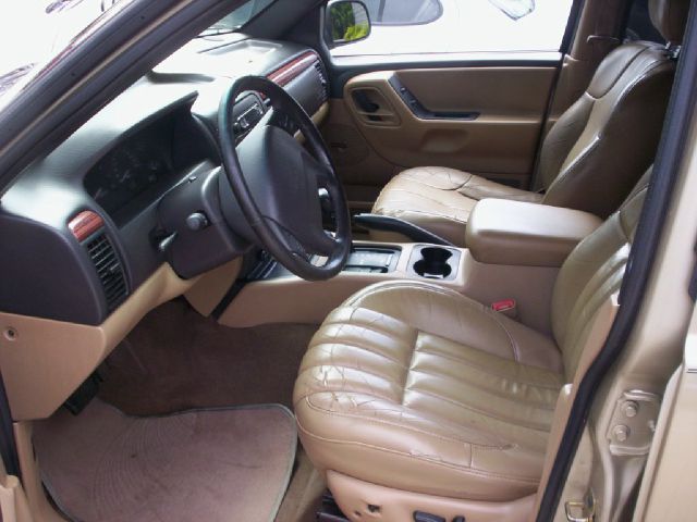 Jeep Grand Cherokee 1999 photo 2