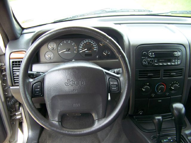 Jeep Grand Cherokee 1999 photo 3