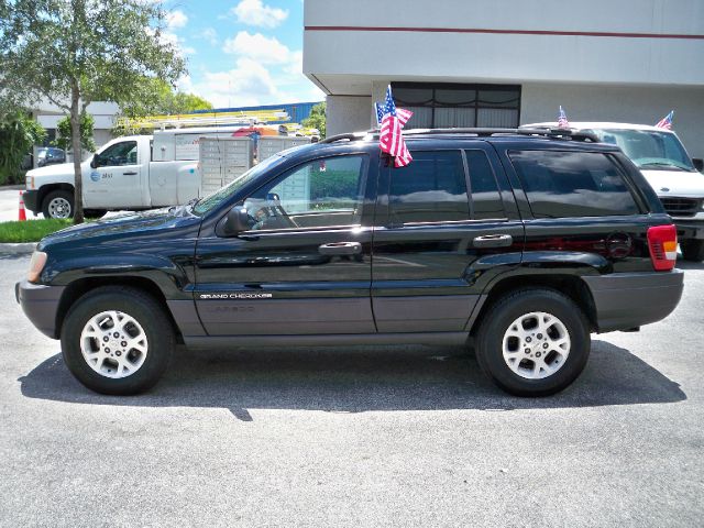 Jeep Grand Cherokee 1999 photo 1