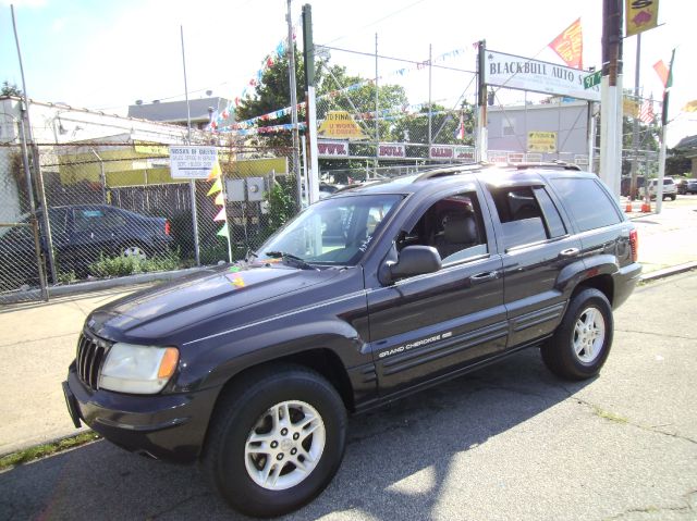 Jeep Grand Cherokee Super SUV