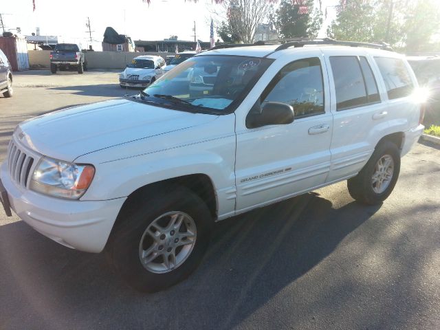 Jeep Grand Cherokee 1999 photo 4