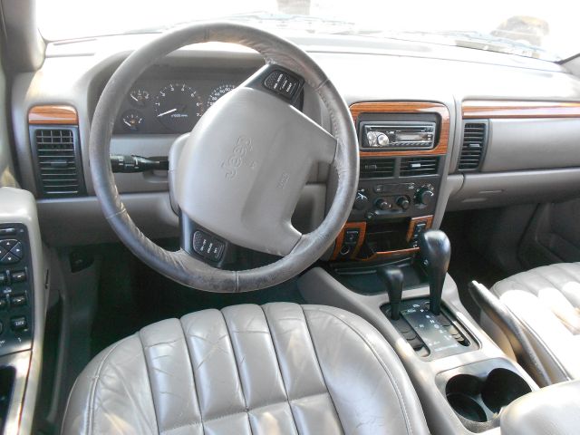 Jeep Grand Cherokee 1999 photo 2