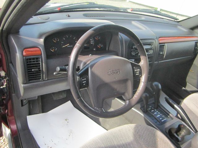 Jeep Grand Cherokee Base W/nav.sys SUV