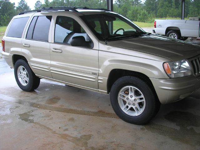 Jeep Grand Cherokee 2000 photo 4