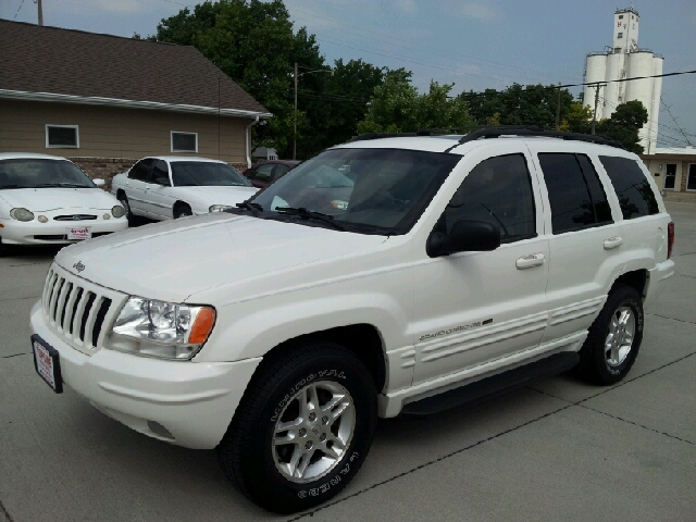 Jeep Grand Cherokee 2000 photo 4