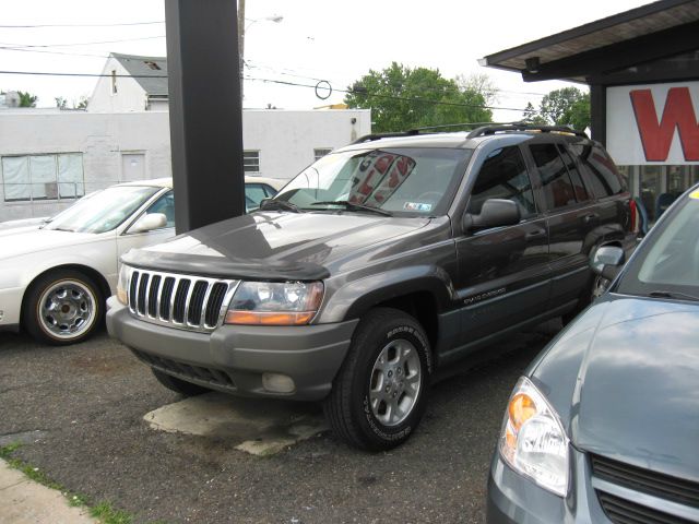 Jeep Grand Cherokee 2000 photo 1