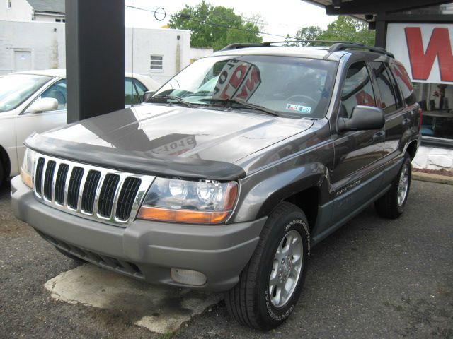 Jeep Grand Cherokee 2000 photo 2